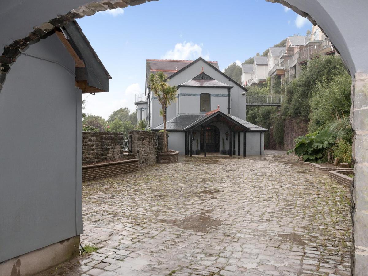 Pendine Manor Villa Exteriör bild